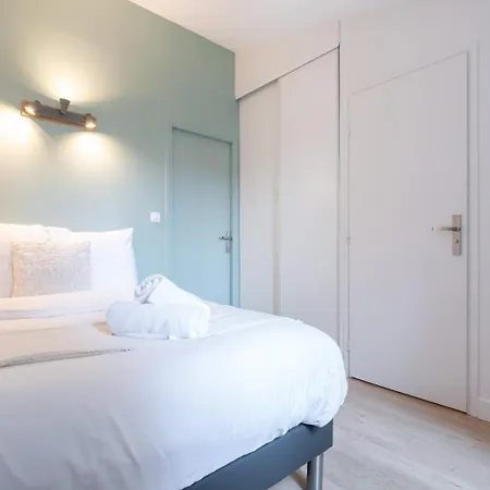 Old - Beautiful Spacious&equipped Appartement Lille